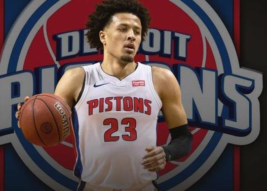 役中展现了 役中展现了