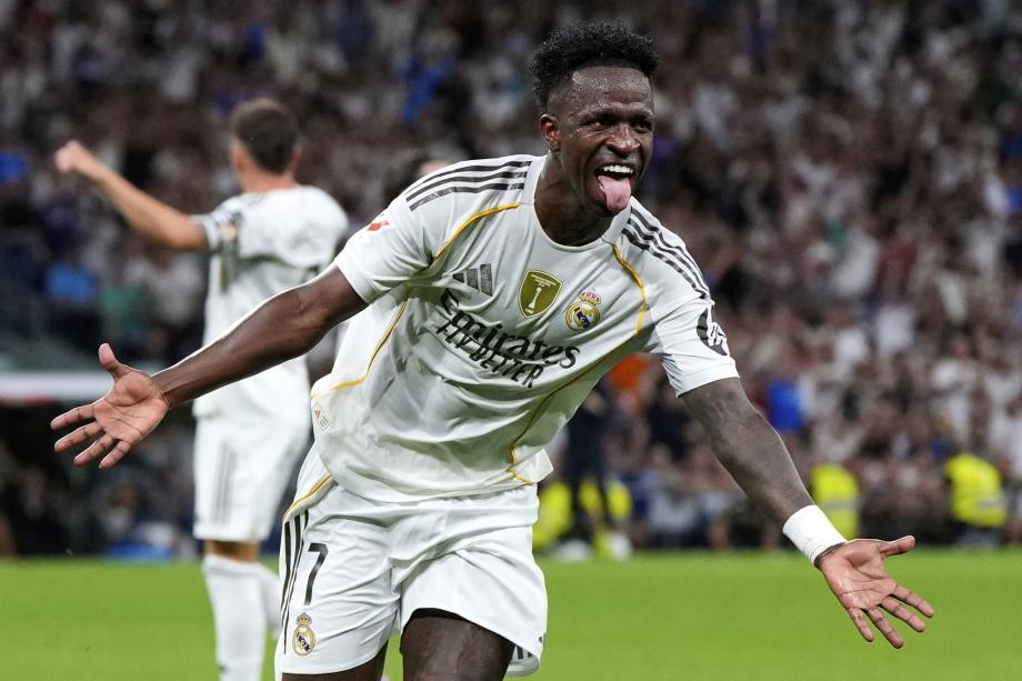 赛仍然积累 赛仍然积累