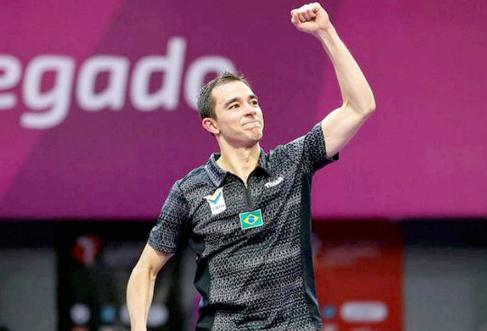 人动容的故 人动容的故