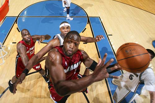 和全面的攻 和全面的攻